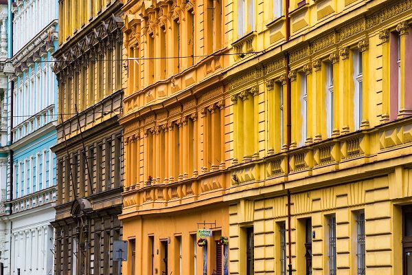 Jaynes Gallery 아티스트의 Europe-Czech Republic-Prague-Facade of colorful buildings작품입니다.